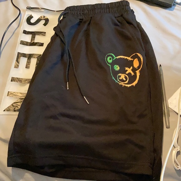 SHEINmen’s NEW shorts,LARGE,pockets,drawstring - Picture 1 of 1